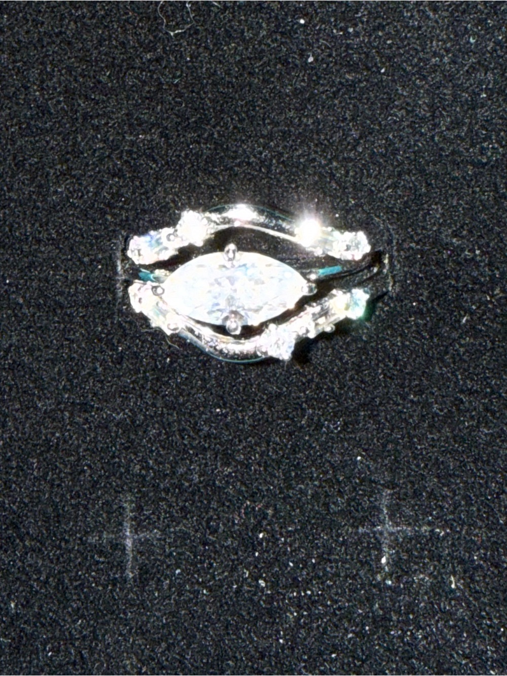 1CT Moissanite Statement Ring - Sterling Silver with Rhodium with GRA - Picture 4 of 14
